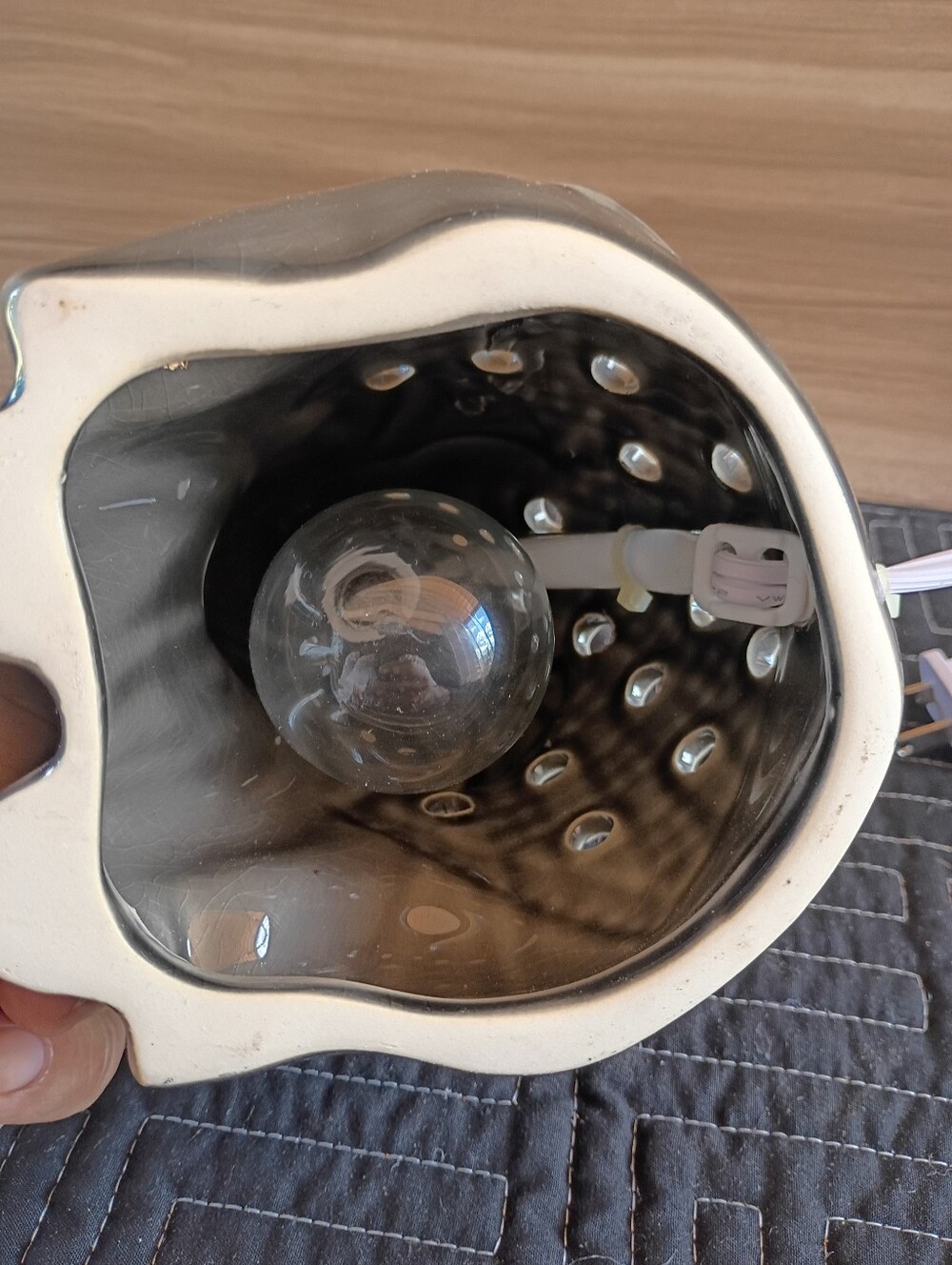Gray Ceramic Elephant Wax Warmer Lamp - Picture 7 of 11
